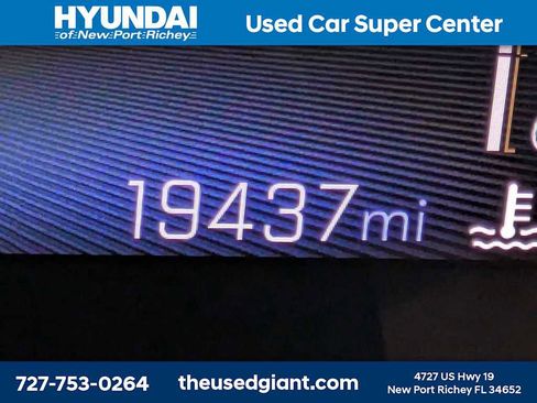 Used 2024 Chevrolet Trax LT w/ LT Convenience Package image 34