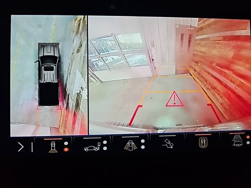 Used 2024 GMC Sierra 2500 Denali w/ Technology Package image 14