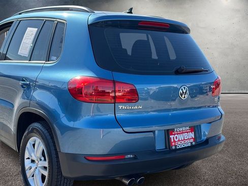 Used 2017 Volkswagen Tiguan S image 5