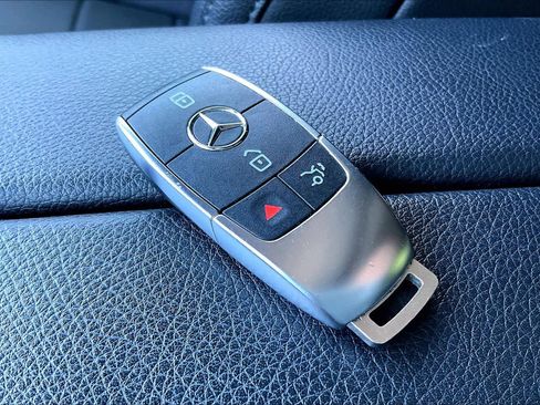 Used 2022 Mercedes-Benz GLS 450 4MATIC image 14