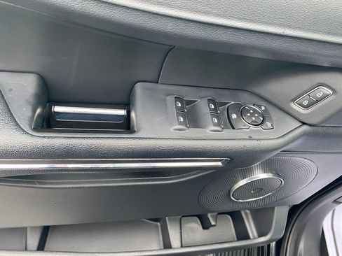 Used 2022 Ford Expedition XLT image 20