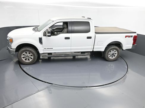 Used 2021 Ford F250 XLT w/ FX4 Off-Road Package image 33