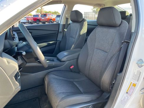 Used 2023 Honda Accord EX image 21