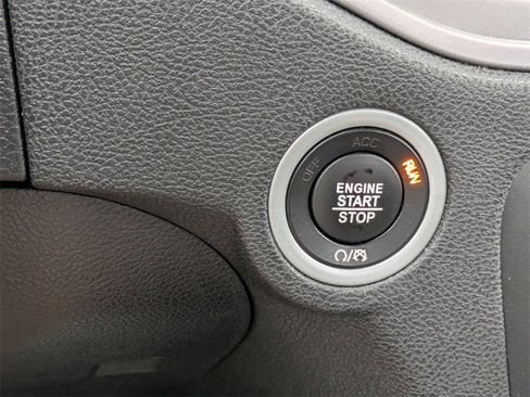 Used 2023 Dodge Charger SXT image 27