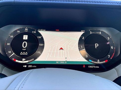 Used 2023 Land Rover Range Rover Autobiography image 22