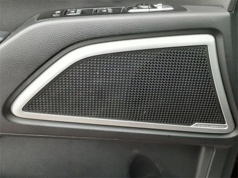 Used 2021 Kia Telluride EX w/ EX Premium Package image 15