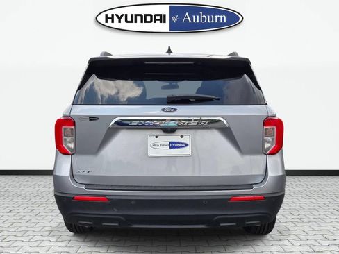 Used 2023 Ford Explorer XLT RWD image 6