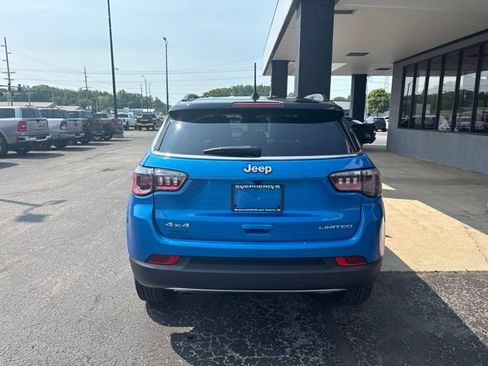 Used 2023 Jeep Compass Limited AWD/4WD image 8