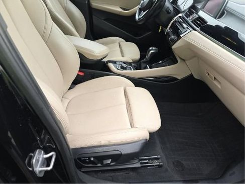 Used 2018 BMW X2 sDrive28i w/ Convenience Package FWD image 4