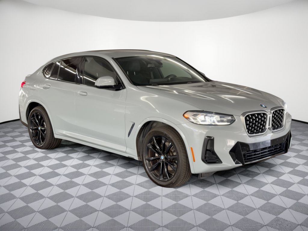 Used 2022 BMW X4 xDrive30i w/ M Sport Package AWD/4WD image 7