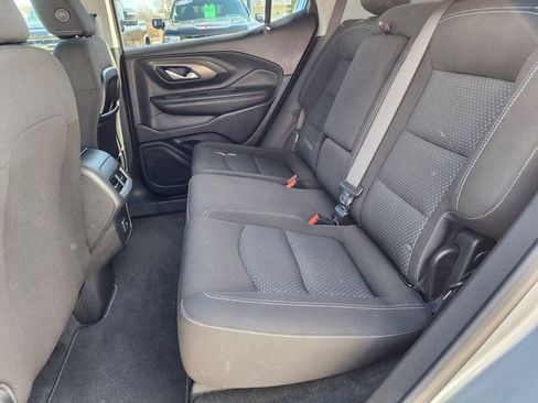 Used 2023 GMC Terrain SLE w/ Driver Convenience Package image 15