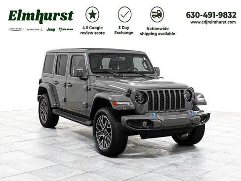 Used 2023 Jeep Wrangler Unlimited Sahara AWD/4WD image 1