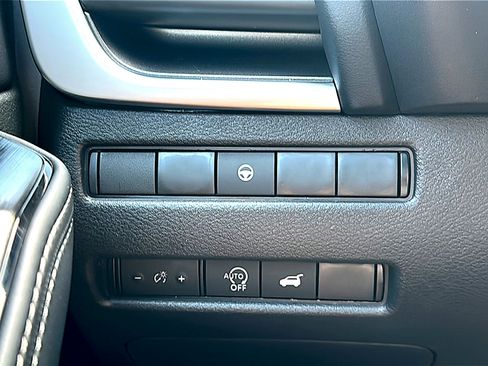 New 2026 Nissan Rogue SV w/ Cold Weather Package image 25