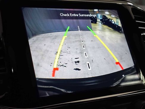 Used 2021 Jeep Grand Cherokee Laredo X image 29