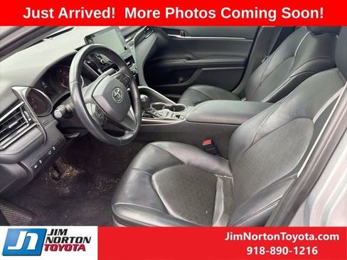Used 2021 Toyota Camry XSE image 8