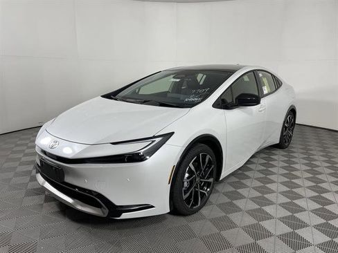 New 2026 Toyota Prius Plug-In Hybrid image 3