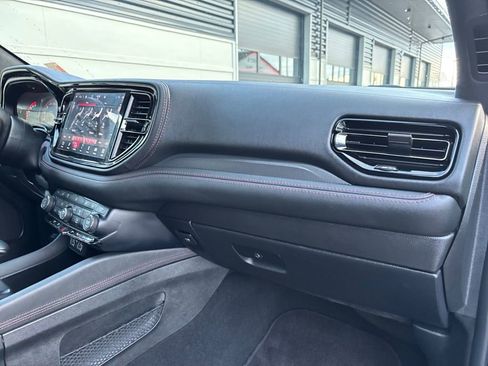 Used 2022 Dodge Durango R/T image 27