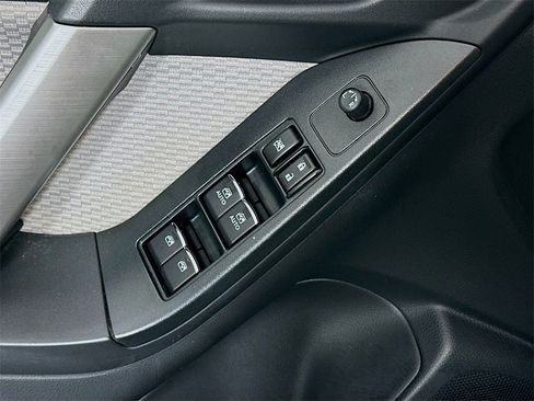 Used 2018 Subaru Forester 2.5i Premium image 17