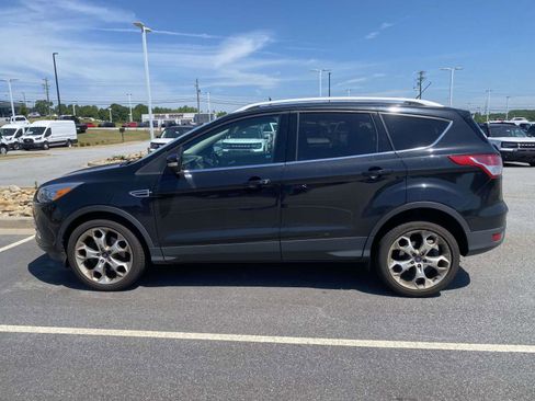 Used 2014 Ford Escape Titanium w/ Equipment Group 401A FWD image 4