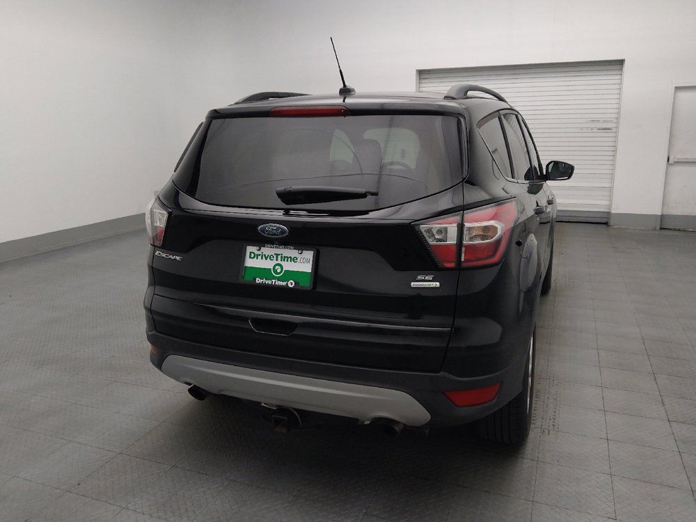 Used 2018 Ford Escape SE FWD image 7