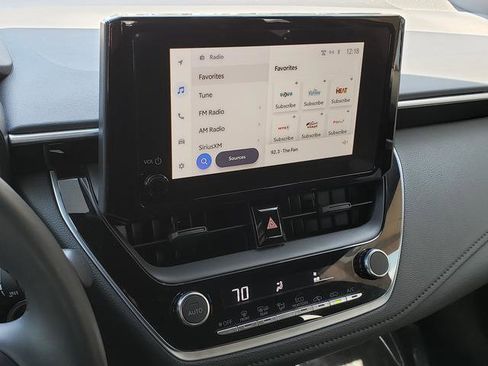 Used 2024 Toyota Corolla SE image 24