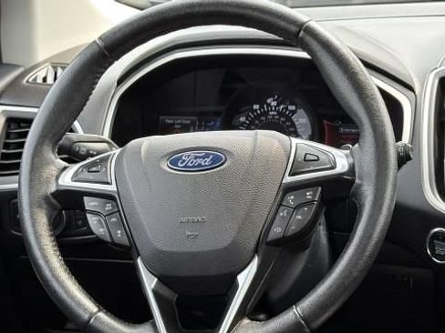 Used 2019 Ford Edge SEL w/ Equipment Group 201A AWD/4WD image 25
