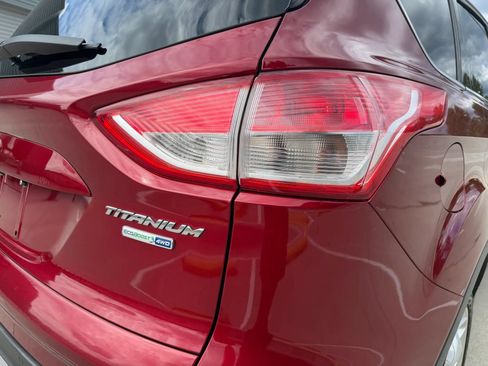 Used 2013 Ford Escape Titanium w/ Parking Technology Pkg AWD/4WD image 11
