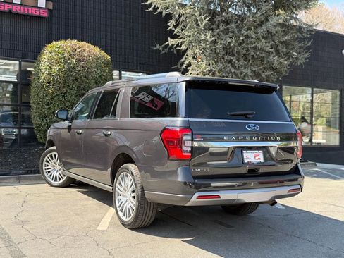 Used 2023 Ford Expedition Max Limited image 19