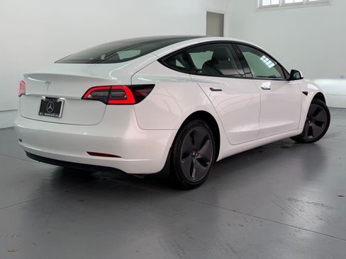 Used 2023 Tesla Model 3 Standard Range RWD image 8
