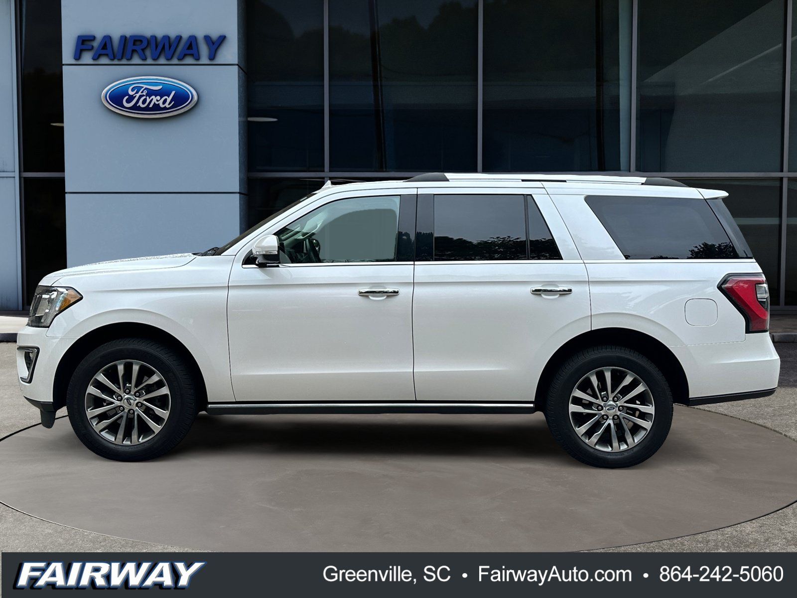 Used 2018 Ford Expedition Limited w/ Equipment Group 301A AWD/4WD image 8