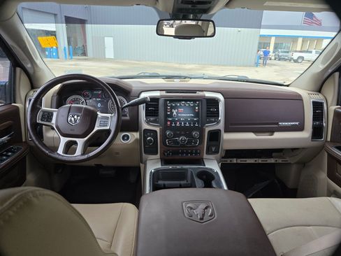 Used 2018 RAM 2500 Laramie w/ Cold Weather Group AWD/4WD image 15
