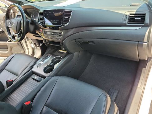 Used 2023 Honda Passport EX-L image 15