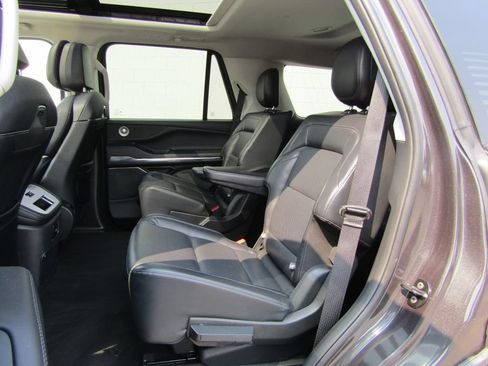 Used 2025 Lincoln Navigator Reserve AWD/4WD image 20