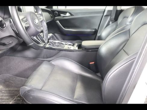 Used 2019 Kia Stinger RWD image 38