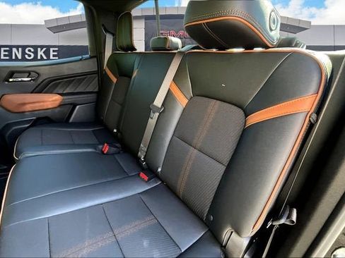 New 2025 GMC Canyon AT4 w/ Nightfall Edition image 10