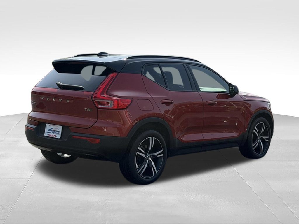 Used 2022 Volvo XC40 T5 R-Design AWD/4WD image 19