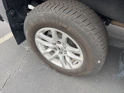 Used 2020 Chevrolet Silverado 1500 RST image 14