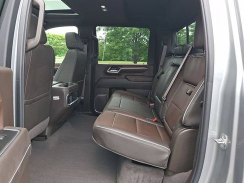 Certified 2026 GMC Sierra 3500 Denali w/ Technology Package AWD/4WD image 24