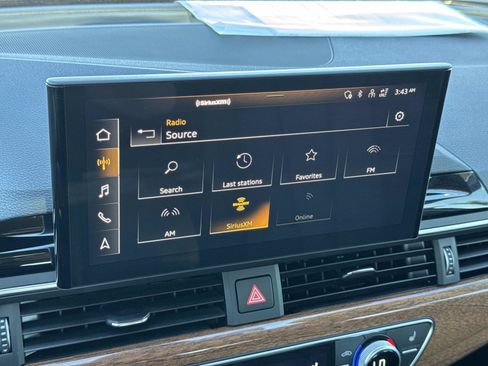 Used 2022 Audi A4 2.0T Premium Plus w/ Premium Plus Package image 28