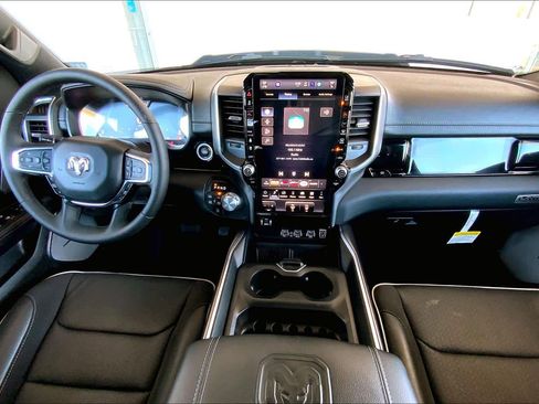 Used 2025 RAM 1500 Laramie w/ Night Edition image 15