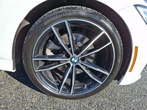 Used 2022 BMW 330i xDrive Sedan w/ M Sport Package image 8