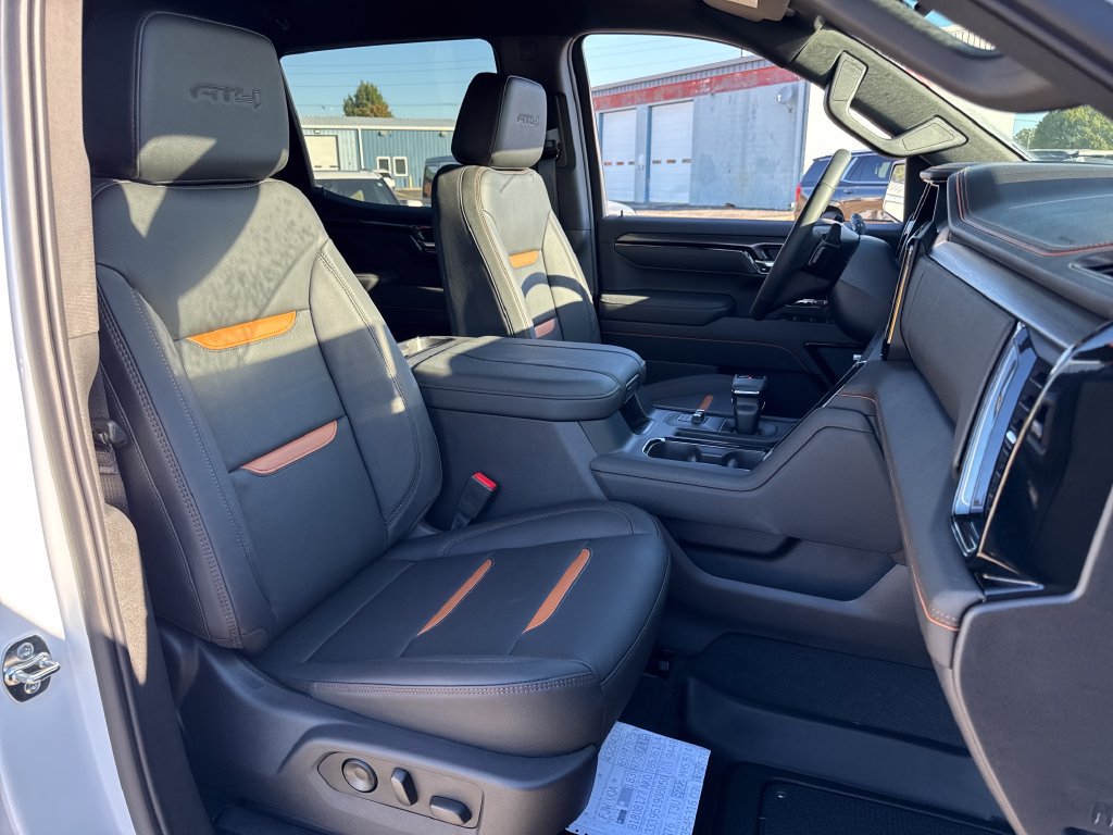 New 2026 GMC Sierra 1500 AT4 w/ Technology Package AWD/4WD image 12