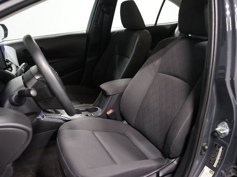 Used 2024 Toyota Corolla LE FWD image 6