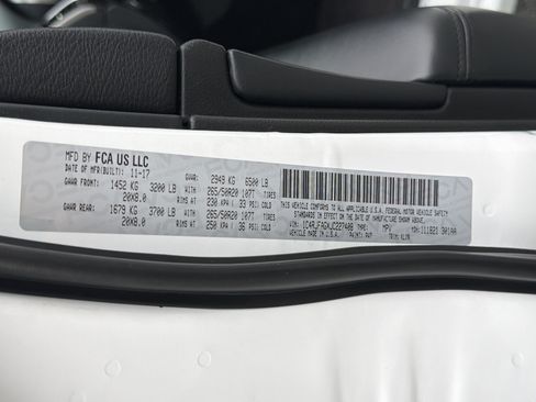 Used 2018 Jeep Grand Cherokee Altitude AWD/4WD image 39