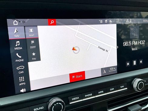 Used 2020 Porsche Macan S image 35