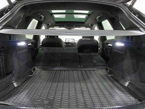 Used 2022 Audi SQ5 Premium Plus image 29