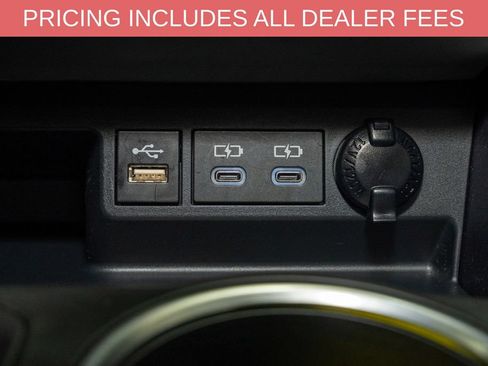Certified 2024 Toyota Highlander XLE AWD/4WD image 18
