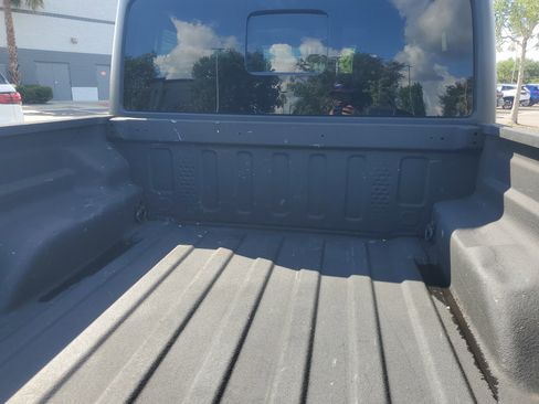 Used 2021 Jeep Gladiator Sport AWD/4WD image 7