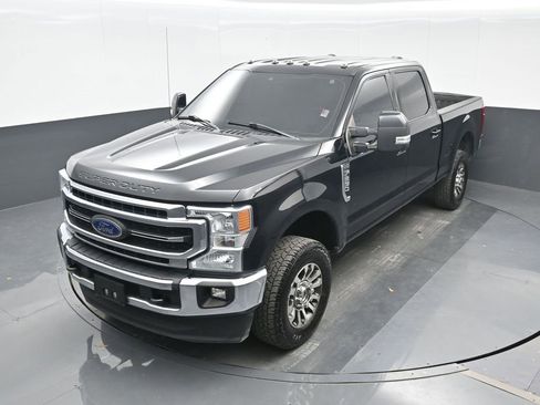 Used 2020 Ford F250 Lariat w/ Lariat Value Package image 16