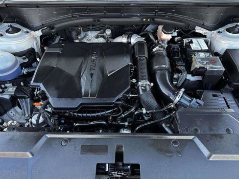 Used 2024 Hyundai Santa Fe Calligraphy FWD image 70